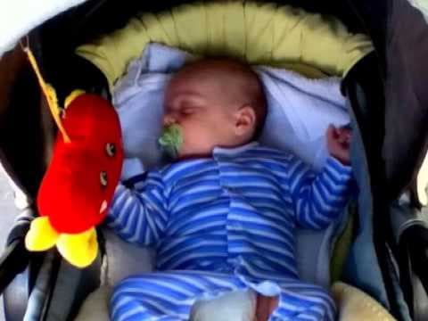 Ja spravím 3 minutové videjko z fotiek prípadne videa